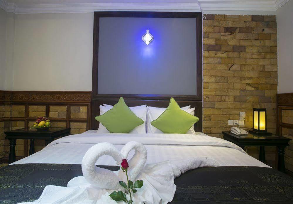 160 Angkor Villa Siem Reap Exterior photo